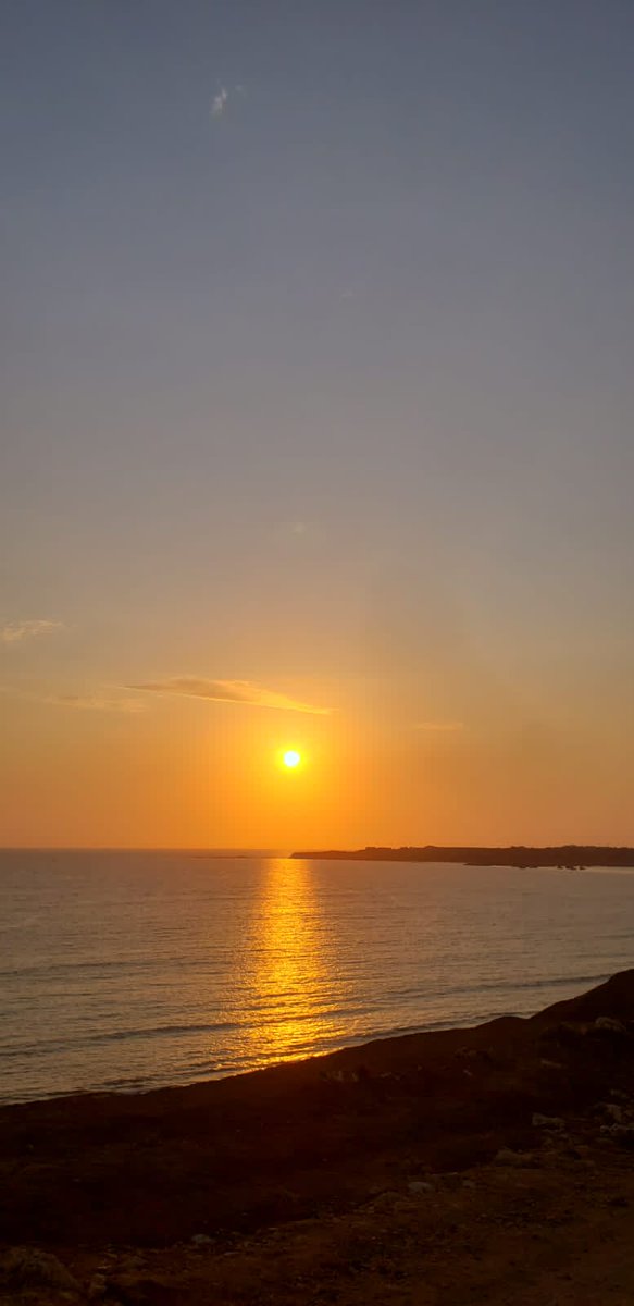 Alexa_Dannat's tweet photo. Hermoso atardecer en mi bello #Ancón https://t.co/xXo1eXFgcz
