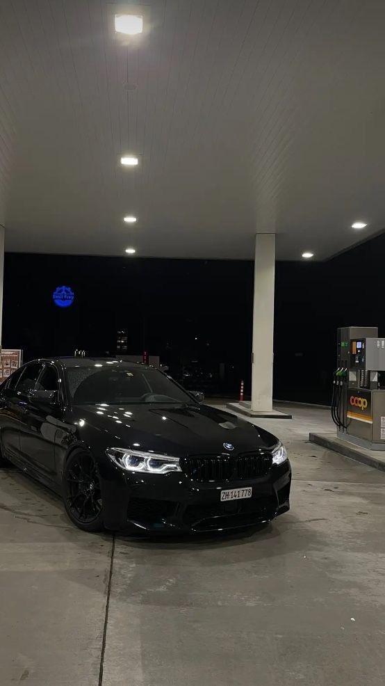 karlimo12's tweet photo. "Great roads and great cars make life unforgettable." https://t.co/9685MZjI5m