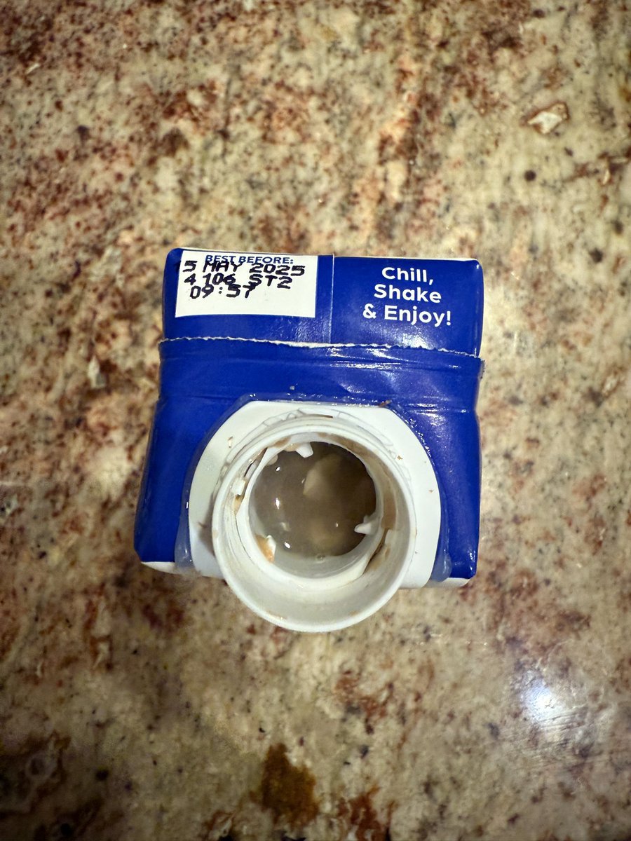 Learningcameras's tweet photo. @DrinkOrgain Why is there white stuff growing in my drinks! This is unacceptable https://t.co/9nSm19GiSu