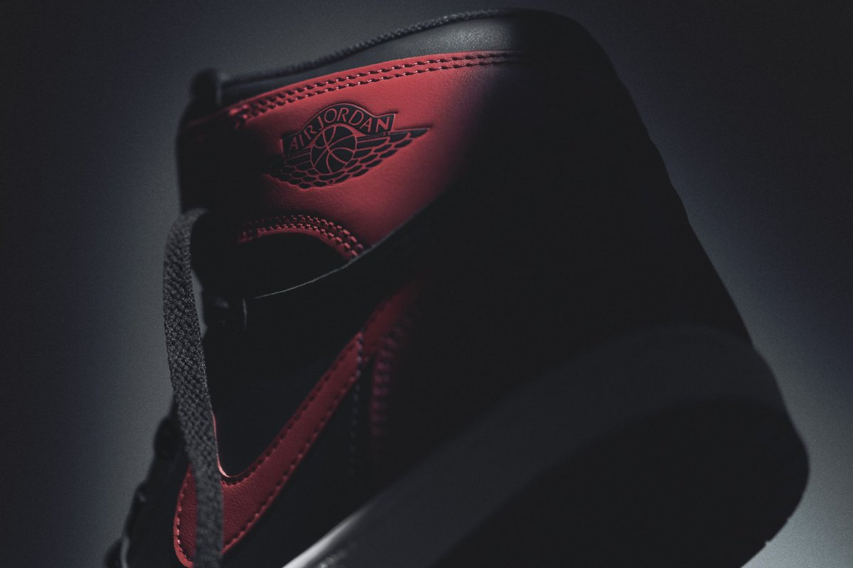 UNDEFEATEDinc's tweet photo. Air Jordan 1 High 85

UNDEFEATED La Brea, Las Vegas and New York will be raffling a chance to purchase the AJ 1 High 85 for in-store pick up. Raffle begins Wednesday, 2/5 at 10am PT at the link in bio and ends at 2pm PT. Participants must live near a pickup store to participate. https://t.co/tLa2TnMBU4