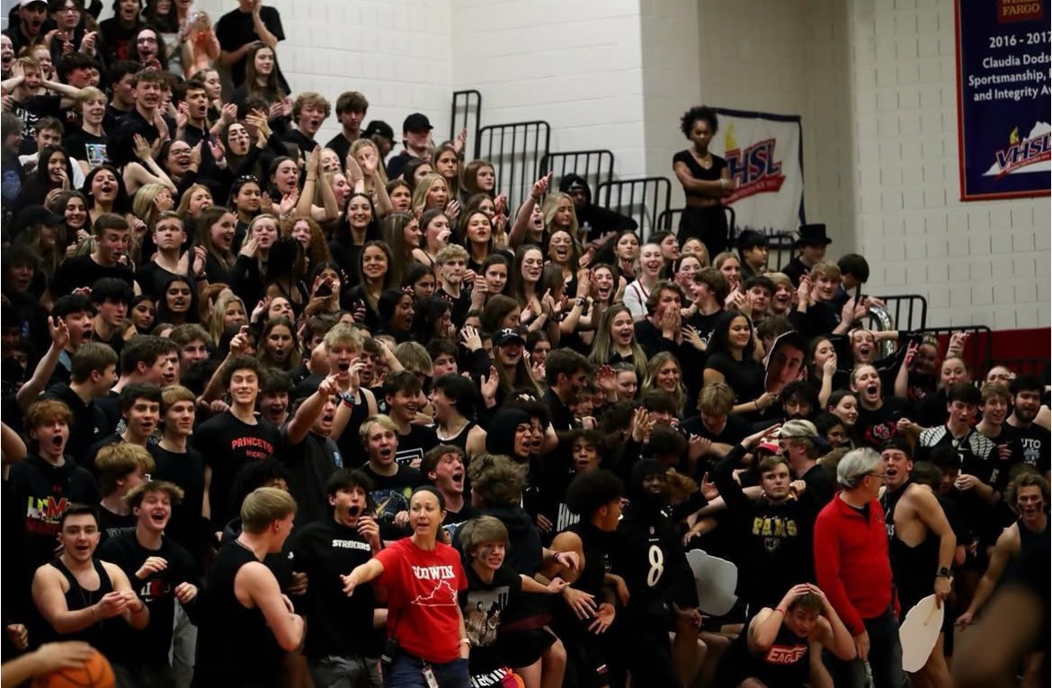 BIGGEST GAME OF THE YEAR THIS FRIDAY AWAY AT DEEPRUN‼️ BE THERE AND BE LOUD🔥🦅
THEME: BLACKOUT⚫️