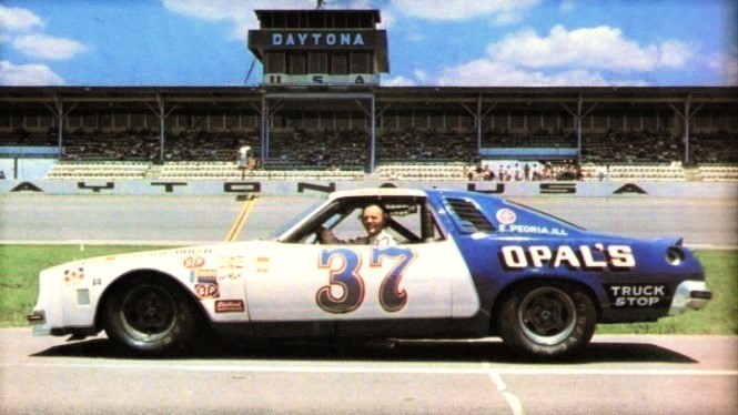 LegendsNascar's tweet photo. Remembering Bruce Jacobi today

6/23/1935 - 2/4/1987 #RIP 

#IndianapolisIN https://t.co/24ZuWXdLqK