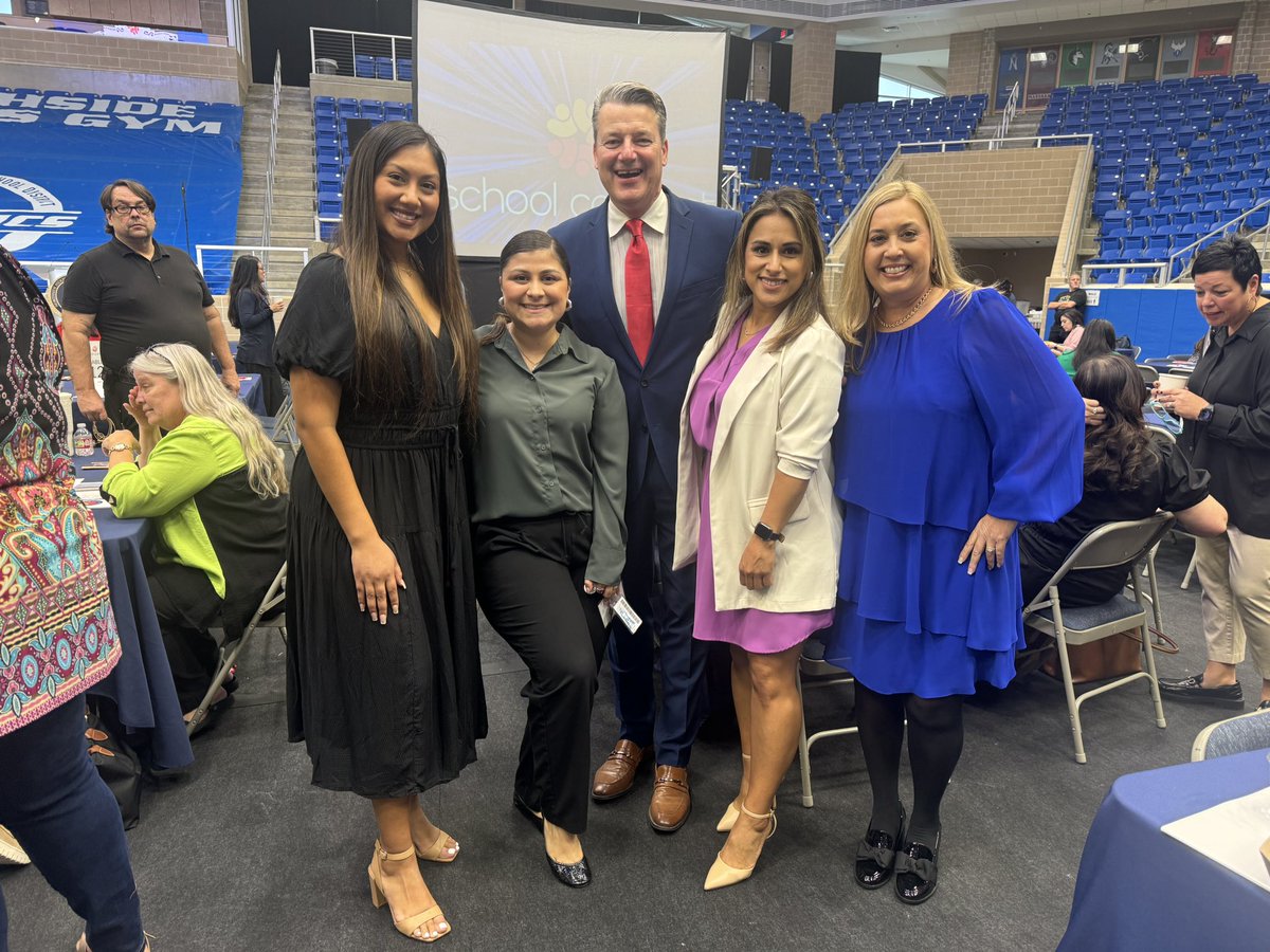 Ariana Garza tweet media