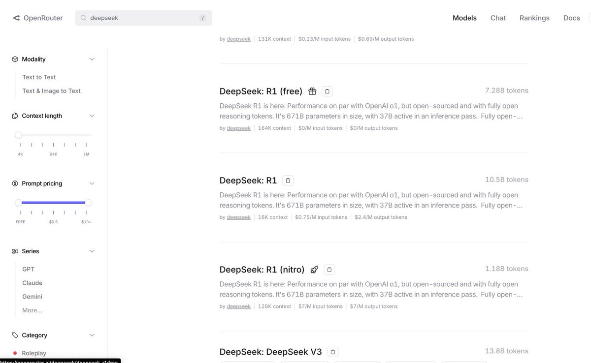 xiaokedada's tweet image. #分享 DeepSeek 满血版三种方式:
1. 本地部署:Ollama @ollama 或 LM Studio,优先 LM Studio,简单。还可以通过这两者部署到一台不怎么用的机器上,设置外网访问
2. 三方服务:国内主要是 Siliconflow @SiliconFlowAI,国外 fireworks.ai 或 OpenRouter。当前  OpenRouter 有DeepSeek…