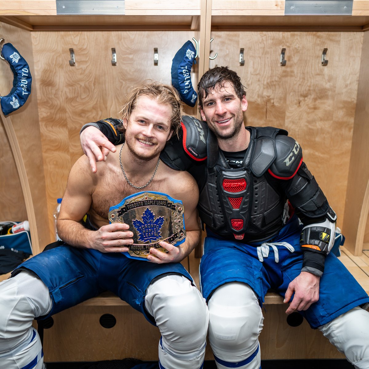 MapleLeafs's tweet photo. How many did Willy get tonight?

Johnny: https://t.co/RuCMCLO362