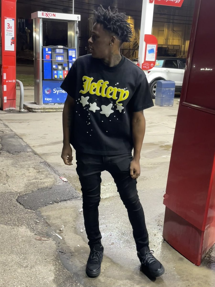 mobb_tied's tweet photo. Blew Through A BankRoll I Did It Already ❗️ #FreeTwitch #FreeTaliB https://t.co/JIJInLkx4b