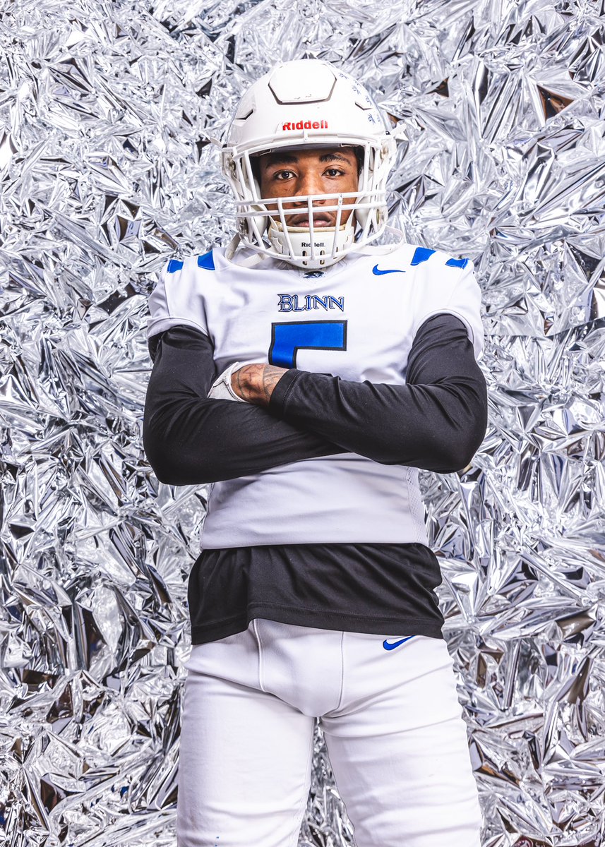 deesancho7's tweet image. whole lot can change in a year.. 100% committed! I will be signing in the morning. #JUCOPRODUCT #watchmework #Illbeback💯 @CoachBraimer @BLINNFBRECRUIT