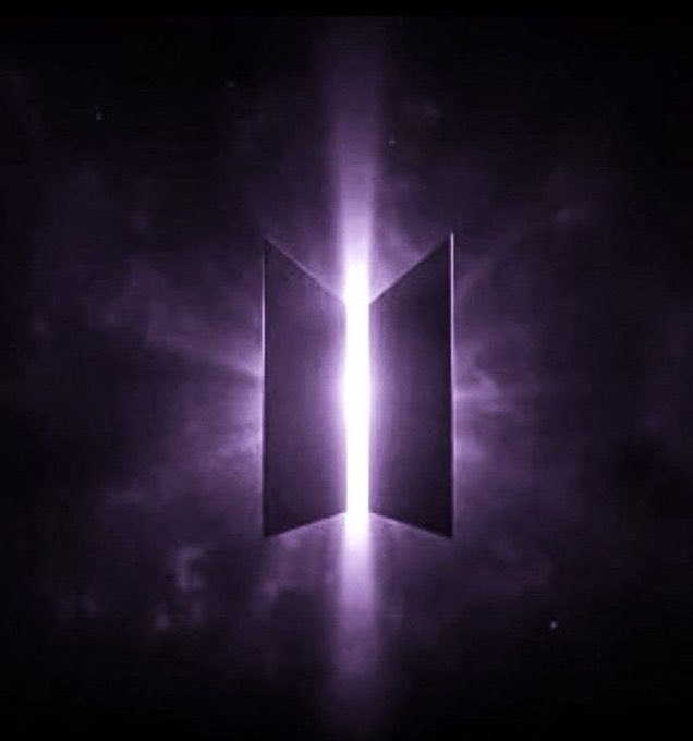smeraldo_flwr's tweet photo. reminds me of the swan nebula nasa found back in 2020 which became bts' year and now this. the universe is ready for yet another bts year #apobango 💜 https://t.co/1lvoXxZElJ