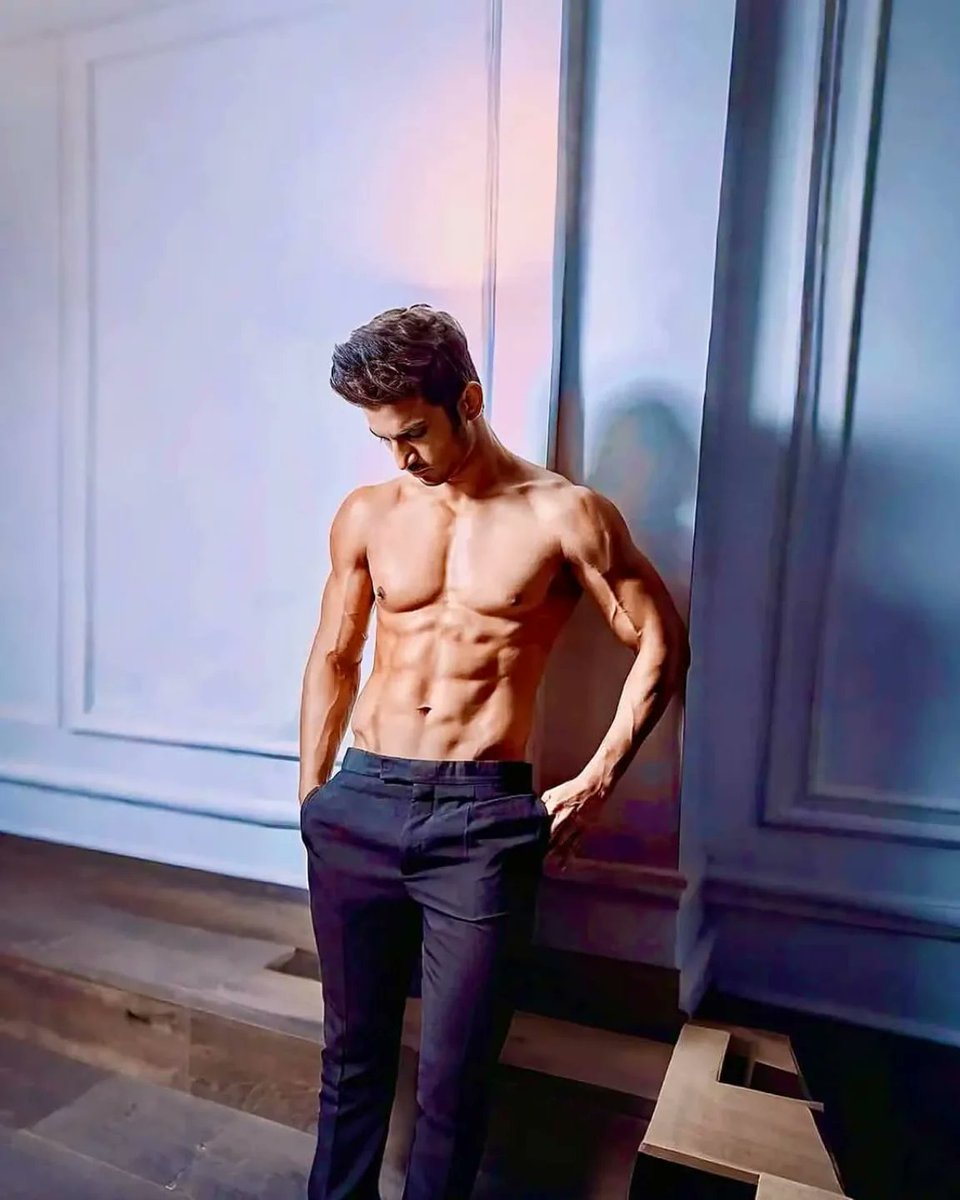 Sushxuniverse86's tweet photo. It is not the strength of the body that counts, but the strength of the spirit.🔥❤️🤗😘
@itsSSR
#westandwithssrfamily
#sushantsinghrajput
#SushantSinghRajput𓃵 https://t.co/G7sNn5cZwr