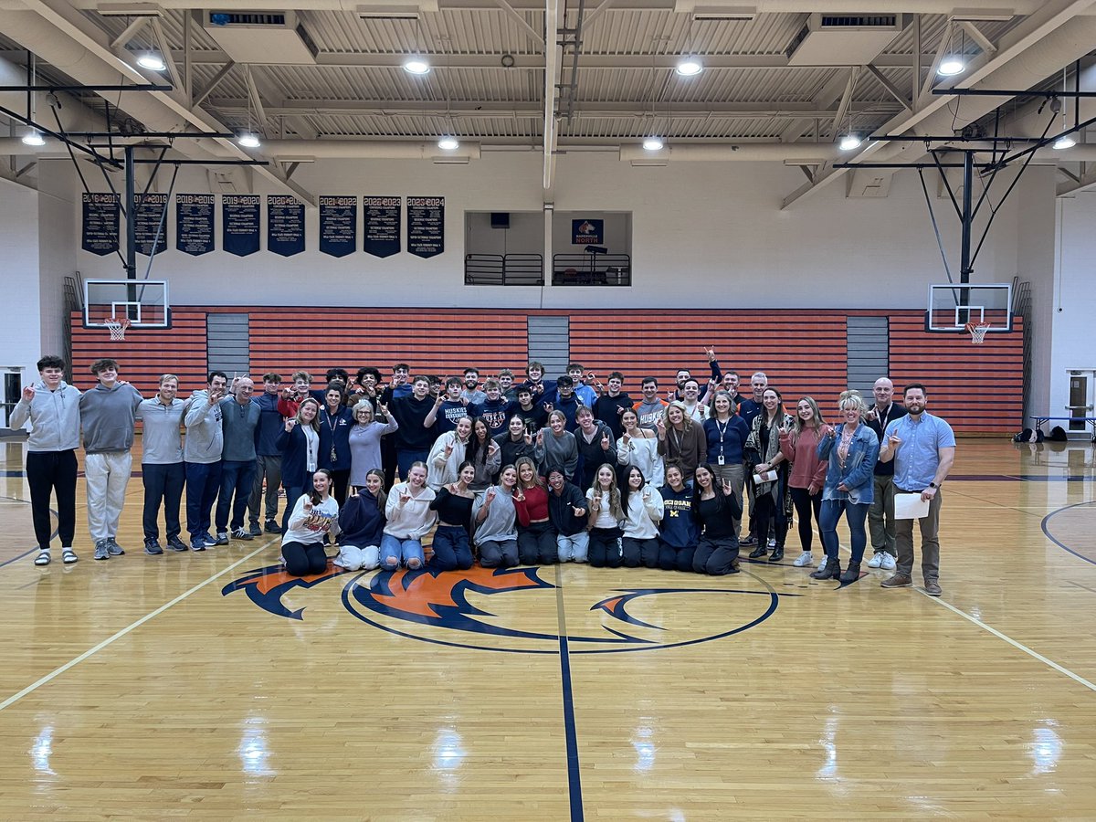 Naperville North Athletics (@nnhs_athletics_) on Twitter photo Before the game today, <a href="/NNHS_Basketball/">Naperville North Huskie Basketball</a> and <a href="/NNHSDance/">NNHS Dance Team</a> got the chance to say thank you to some incredible Huskie teachers as we prepared for a Teacher Appreciation Night VICTORY over the Conant Cougars.
Thank you to all our incredible teachers - the impact you have on our Before the game today, <a href="/NNHS_Basketball/">Naperville North Huskie Basketball</a> and <a href="/NNHSDance/">NNHS Dance Team</a> got the chance to say thank you to some incredible Huskie teachers as we prepared for a Teacher Appreciation Night VICTORY over the Conant Cougars.
Thank you to all our incredible teachers - the impact you have on our