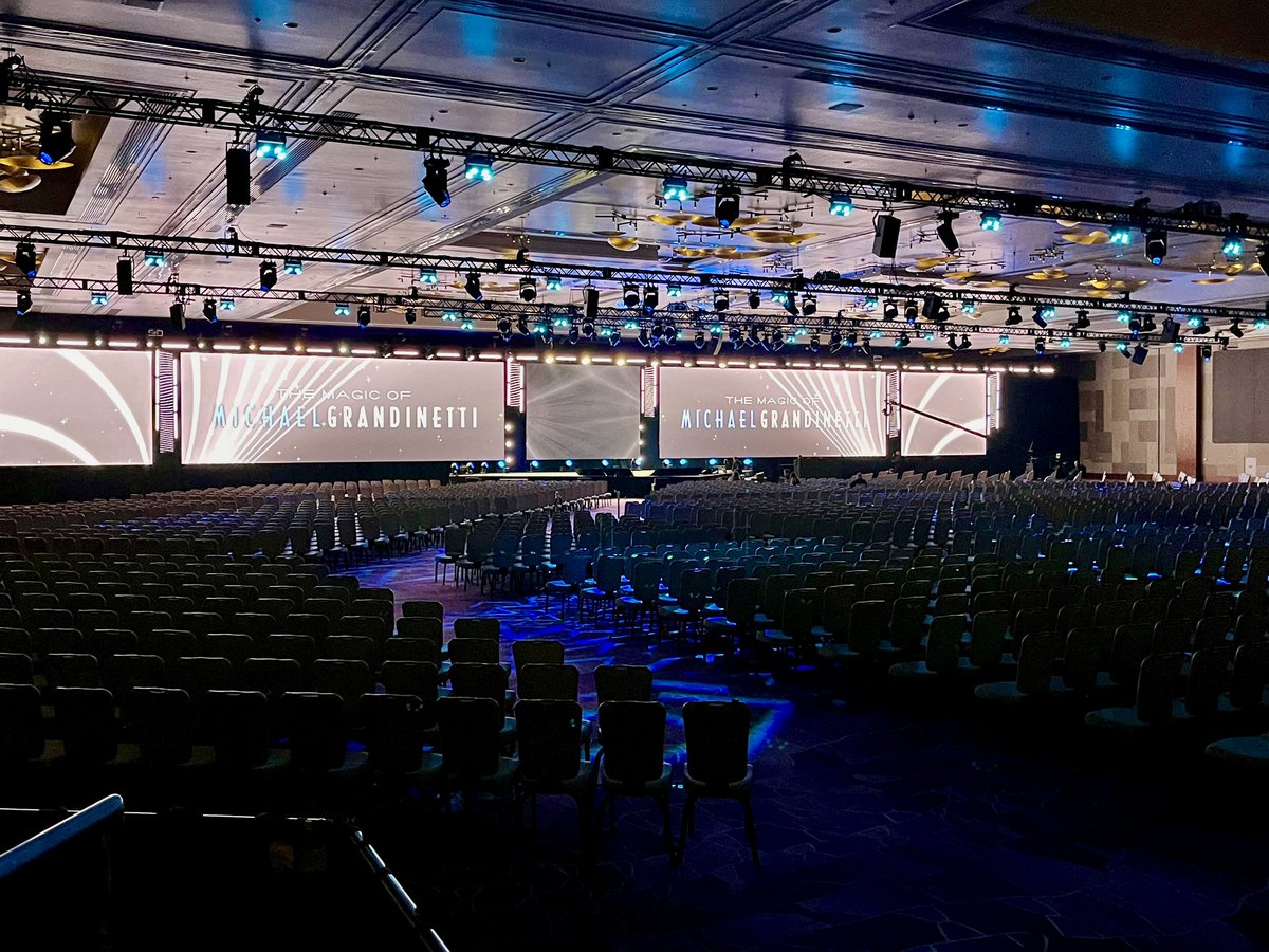 Almost showtime at ARIA Resort &amp; Casino in Las Vegas. Can’t wait to perform for the almost 2,000 people expected to be here tonight!