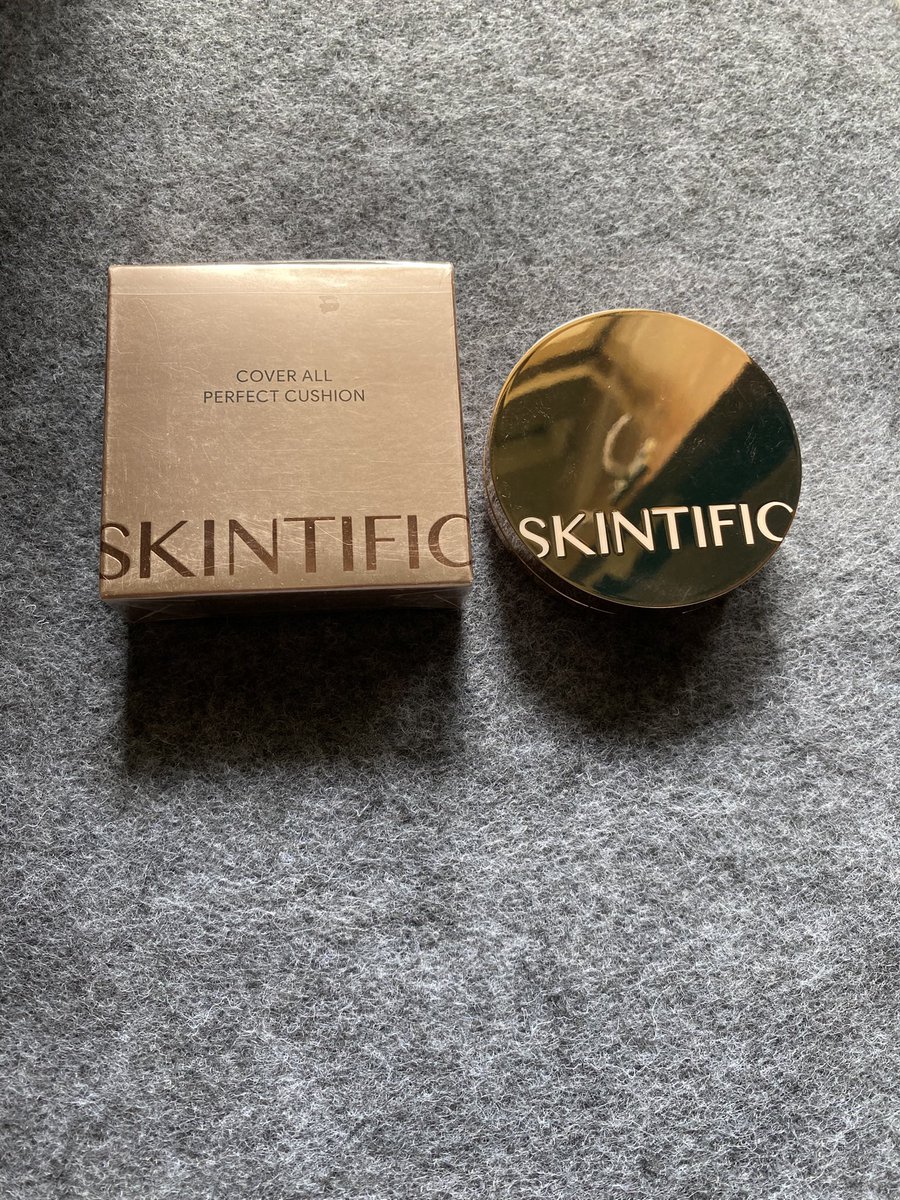 Pril0018's tweet photo. PL Cushion skintific shade Natural Ivory masih 90% hrg 85k, Cushion The originote shade Lightwarm masih 95% hrg 50k, Coolvita Slim Keep Minuman fiber pelangsing masih New segel 50k. Avoskin Refining serum 90% hrg 90k 
Lok. Solo bisa toko oren&amp;ijo
#zonauang️ #Wts #zonajajanᅠᅠ https://t.co/2Xrdis3S4J