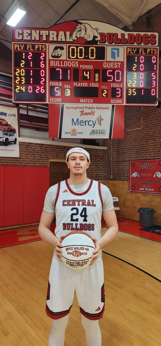 Pit FINAL

Central 71
Willard 50

Bryce Walker came in needing 23 points to hit the 1000 career mark. He got 26. #Beastmode1000 <a href="/Beastmode2242/">Bryce walker</a>
