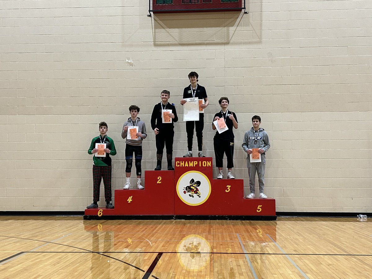 Congratulations to 8th graders Danny Gamer and Lucas Remendowski on qualifying for the OAC Jr. High State Championships.  Danny took 1st, and Lucas took 4th at the Brecksville District Tournament punching their ticket to the State Championship held in Youngstown in March!