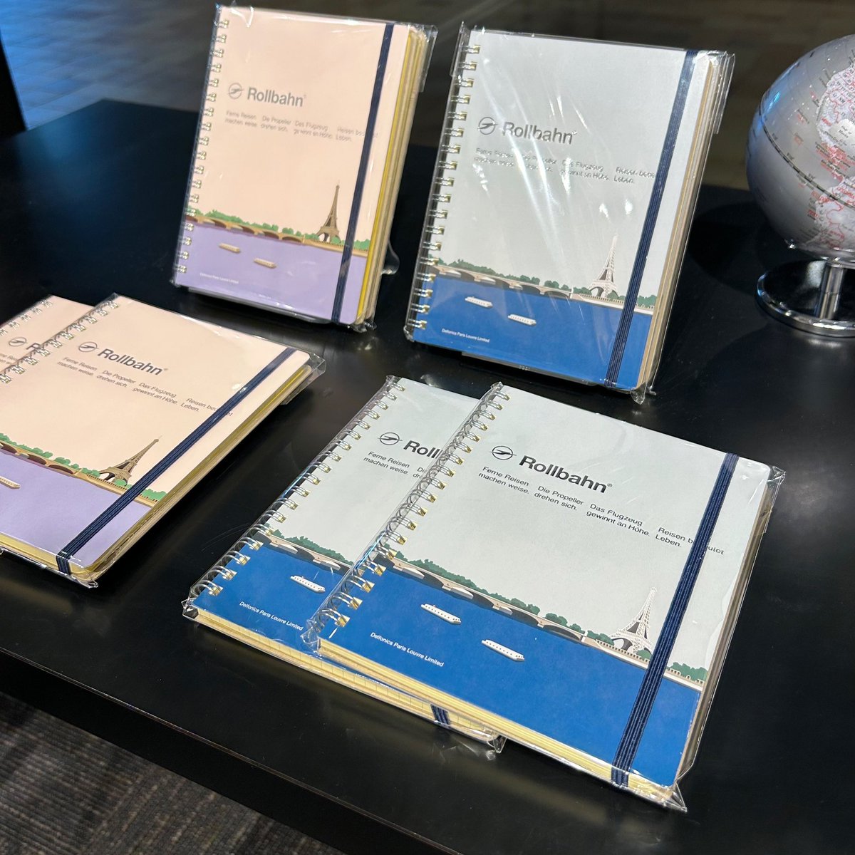 ロルバーン ポケット付メモの各店限定デザインが一堂に会する巡回