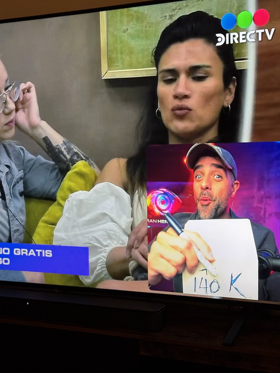 alebossio's tweet photo. Todos somos del Club Atlético Chiara y parte de los 140k Poggiiiiiii!!!! #Poggi #ghxpoggi #GranHermanoAr https://t.co/IPGwQOmFAe