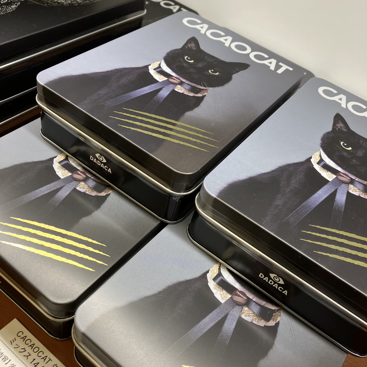 本日から『ネコとチョコのとろけだす、愛と平和展』を開催❗️こだわり