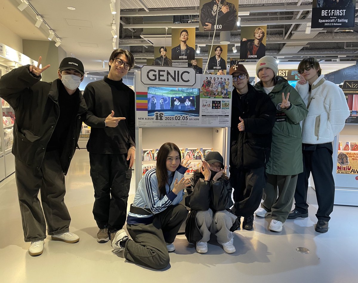 SHIBUYA_T_MUSIC's tweet photo. 【#GENIC ご来店‼️】

本日発売日💿 4th ALBUM『if』
サインやコメントカード等、沢山頂きました👣有難うございます🥰

AL購入の方には、シブツタ限定特典「フライヤー（1種）※印字サイン入り集合Aビジュアル」をお渡ししてます💝
是非チェックして下さいね🫶🏻

#if_GENIC https://t.co/NeuY69ckTx