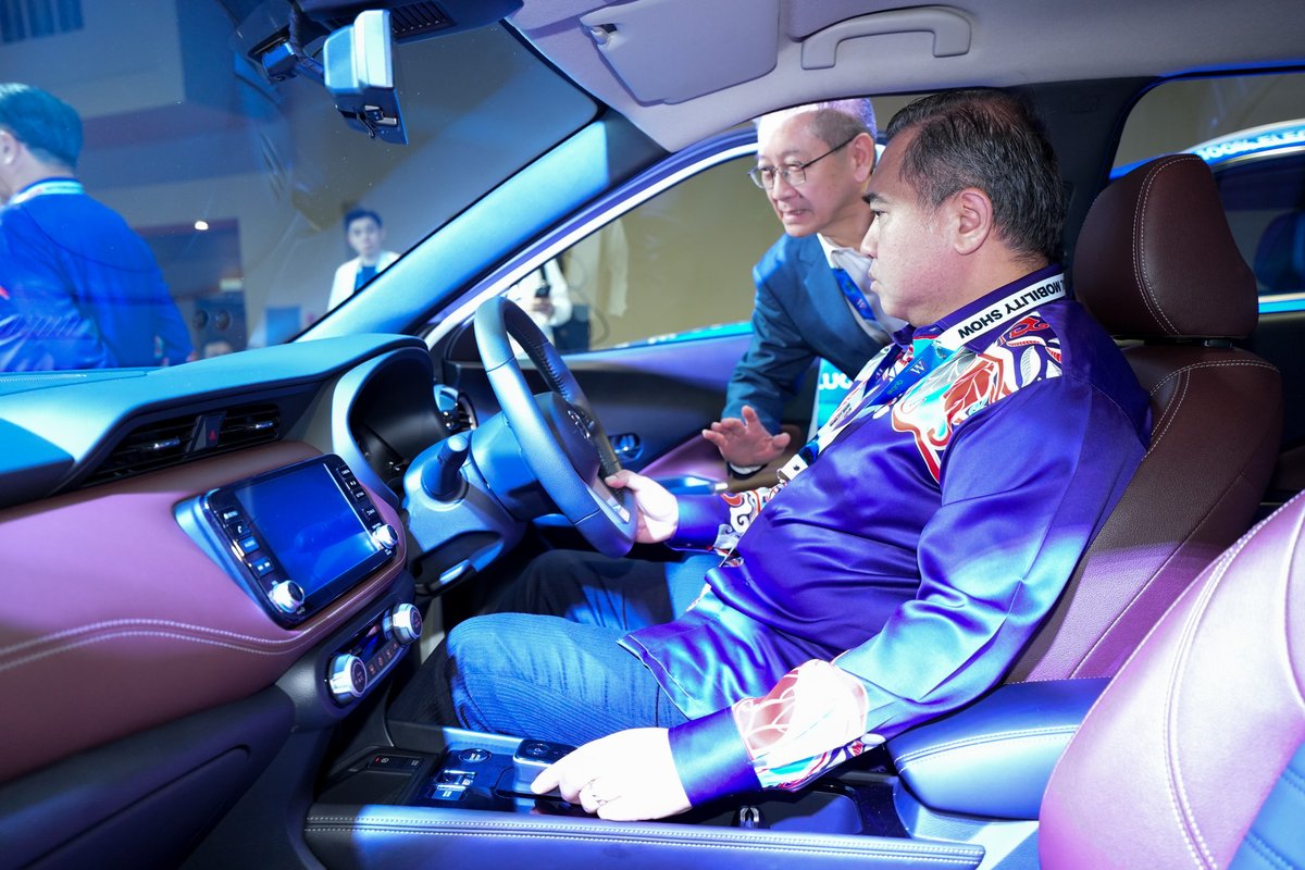 PicoGlobal's tweet image. The booth’s sophisticated design &amp;amp; cutting-edge features proved irresistible to visitors, successfully conveying #Nissan’s innovative thinking when it comes to combining luxury, sustainability and mobility. 
 
Discover our latest #Exhibition: bit.ly/3AfjJqt
 
#KLIMS2024