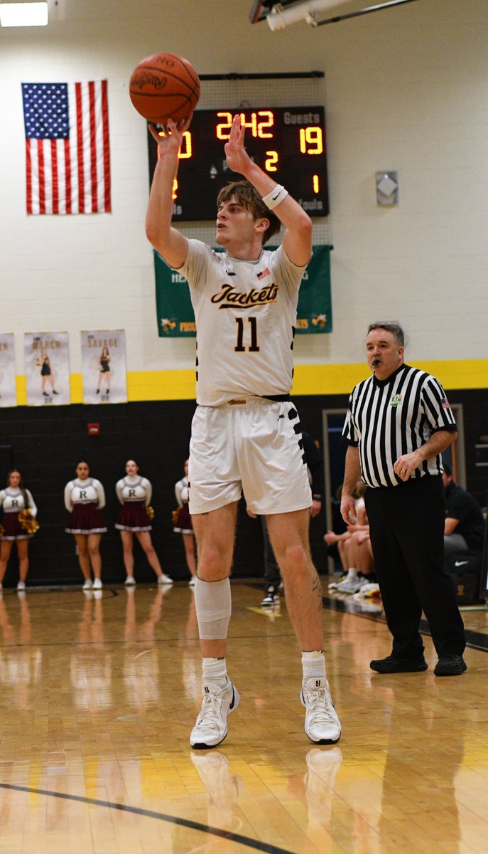 tristan young (@sportspics44) on Twitter photo Jackets win at home on Youth night!
3 guys in Double figures!
<a href="/Noah14Wentz/">noah14_wentz</a> w/14
<a href="/AJ_Dean1/">AJ Dean</a> w/11
<a href="/samhenline22/">sam henline</a> w/11
<a href="/TaylorYJAD/">Taylor Yellowjackets Athletics</a> <a href="/BetsyBonifas/">Betsy Bonifas</a> <a href="/aaronwilson42/">Aaronwilson24</a> @THSATC <a href="/TRLSDjackets/">Three Rivers</a> <a href="/aaronwilson42/">Aaronwilson24</a> <a href="/austin_briski/">Austin Briski</a> Jackets win at home on Youth night!
3 guys in Double figures!
<a href="/Noah14Wentz/">noah14_wentz</a> w/14
<a href="/AJ_Dean1/">AJ Dean</a> w/11
<a href="/samhenline22/">sam henline</a> w/11
<a href="/TaylorYJAD/">Taylor Yellowjackets Athletics</a> <a href="/BetsyBonifas/">Betsy Bonifas</a> <a href="/aaronwilson42/">Aaronwilson24</a> @THSATC <a href="/TRLSDjackets/">Three Rivers</a> <a href="/aaronwilson42/">Aaronwilson24</a> <a href="/austin_briski/">Austin Briski</a>