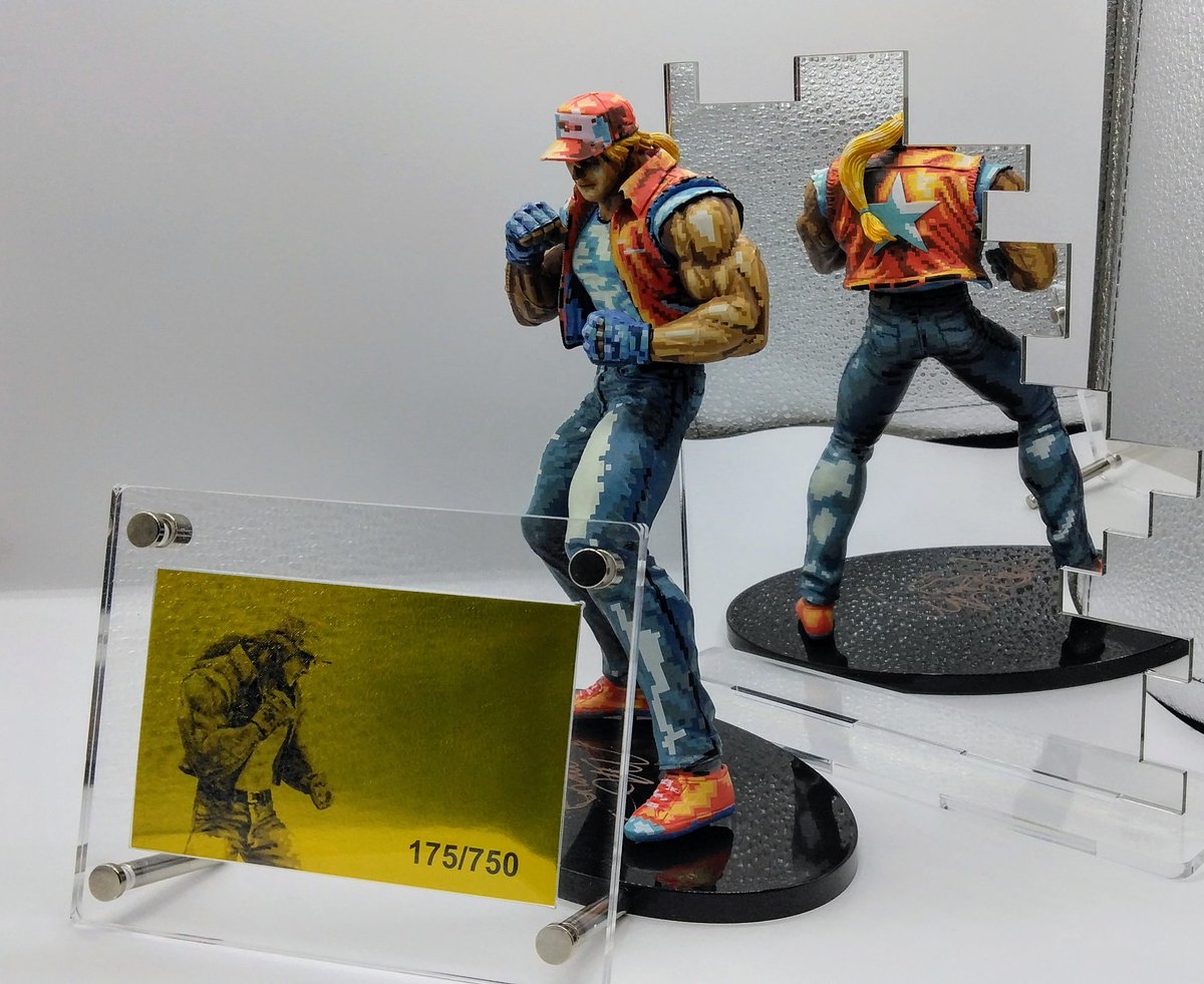 テリー・ボガード ドット絵彩色フィギュアが届いた。 彩色のレベルが