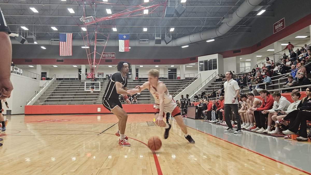 FINAL:
<a href="/MarcusBsktBall/">MARAUDER BASKETBALL</a> 72
<a href="/coppellhoops/">Coppell Basketball</a> 66
Close game early, 3s to open Q3 spark the Marauder push.
Coppell will have to win out w/ help to reach the postseason
Ramnanan- 22 pts, 3 stl
Robinson- 17 pts, 3 reb
Warren- 11 pts, 8 reb, 3 ast, 2 blk
Susko- 16 pts, 7 reb, 4 ast, 2 blk
