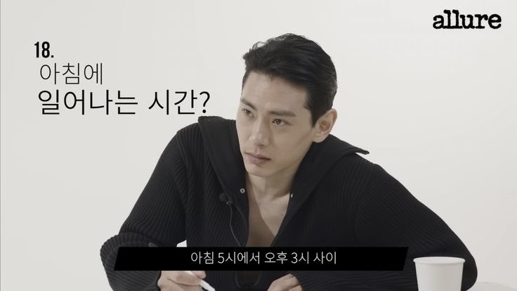 heunghacnayo's tweet photo. 평생 유태오처럼 살고싶음 https://t.co/rKVACxQkby