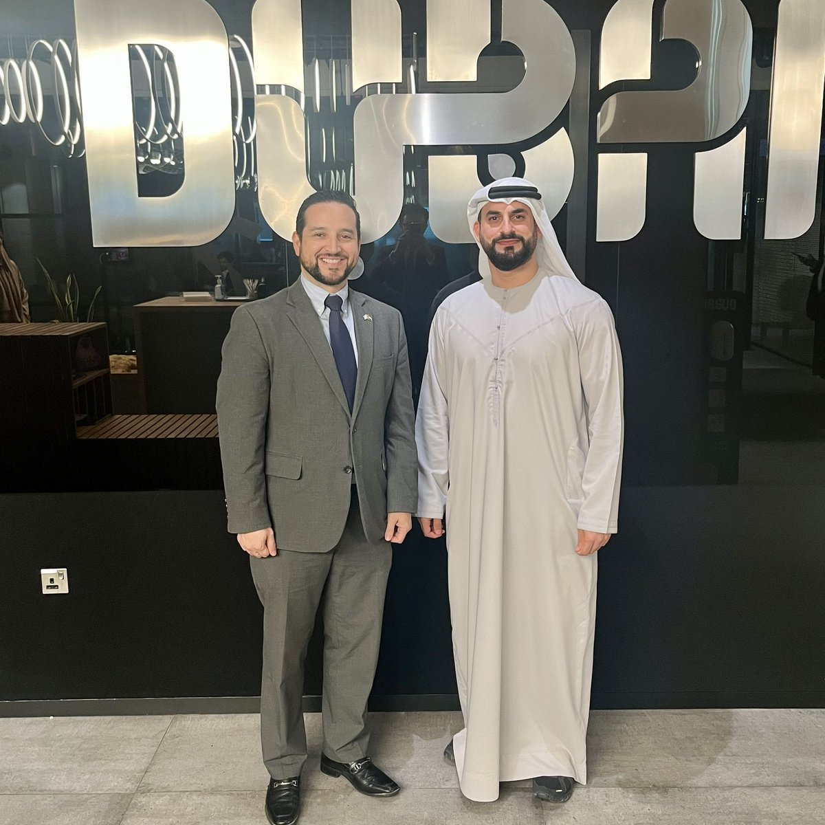 #GTinUAE #EmbaGuateEAU sostuvo una reunión con el equipo de Dubai Tourism, con el fin de evaluar las oportunidades de colaboración con INGUAT, transferencia de conocimiento y actividades en conjunto que pueden apoyar al incremento de turistas en Guatemala.