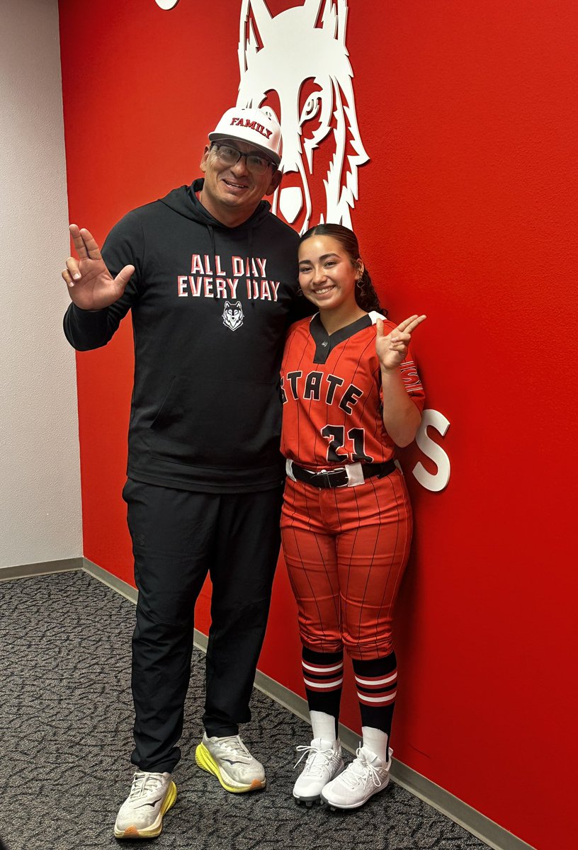 <a href="/coachcanaba/">Canaba</a> <a href="/SRSU_Softball/">Sul Ross Softball</a> <a href="/Prep1USA/">PREP1</a> <a href="/ChilisSolis/">El Paso Chilis-Solis 🥎</a> <a href="/AHS_BlazersSB/">Americas Softball</a> <a href="/MikeTrainInsane/">Mike Contreras</a> <a href="/Fchavezeptimes/">Felix Chavez</a>