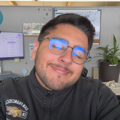 #NewProfilePic <a href="/wait4yourIove/">omar ☼</a> saw it first ✌🏽😚