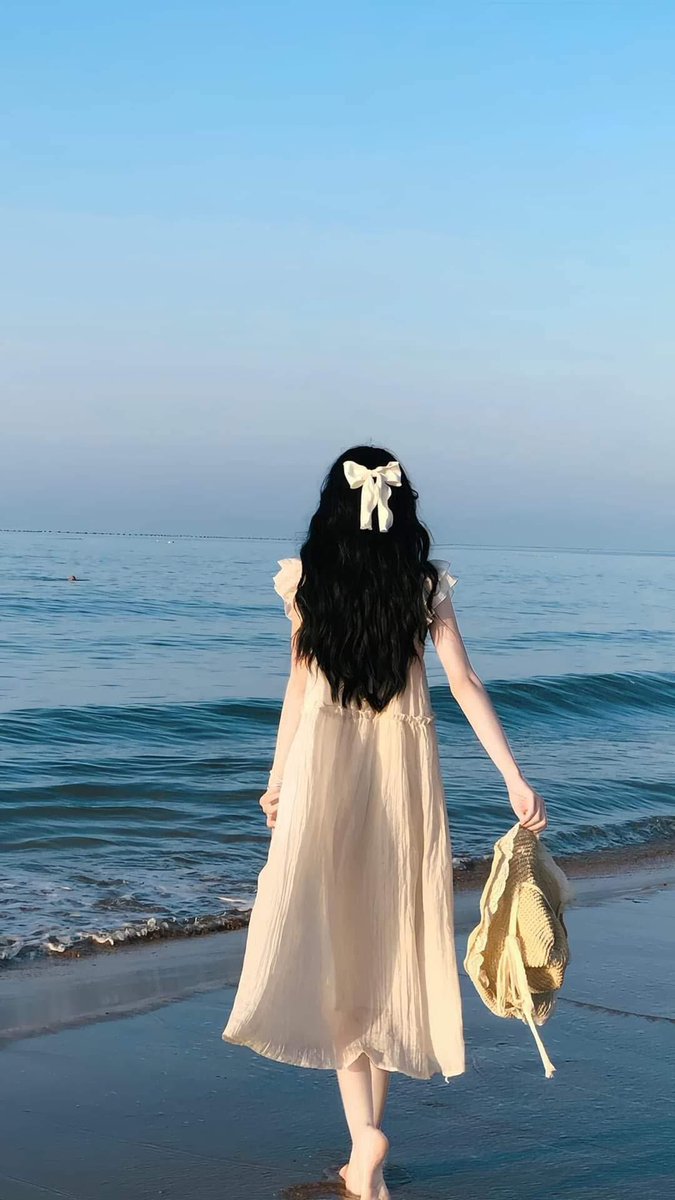 "Có những thứ không có lần sau,
Cũng không có cơ hội để bắt đầu lại."