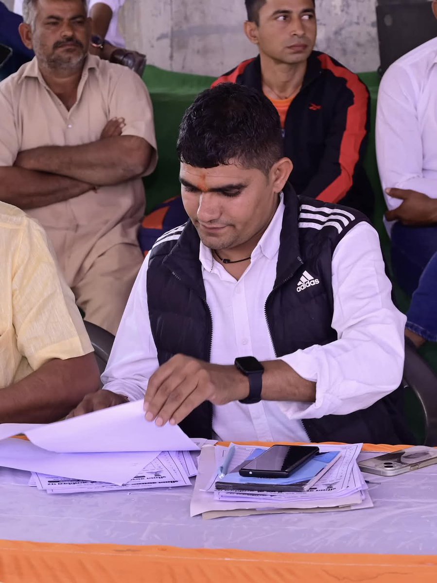 Suresh Choudhary BMR (@baytu_suresh) on Twitter photo शुभ जन्मदिन !
जेता राम जी गोदारा
<a href="/godara_jeta/">Jeta Ram Godara</a> को जन्मदिवस की हार्दिक बधाई एवं असीम शुभकामनाएं।
सिद्ध श्री खेमाबाबा जी से आपके स्वस्थ, यशस्वी व दीर्घायु जीवन की मंगलकामना करता हूं।
#happybirthday_jetaramji
<a href="/godara_jeta/">Jeta Ram Godara</a> शुभ जन्मदिन !
जेता राम जी गोदारा
<a href="/godara_jeta/">Jeta Ram Godara</a> को जन्मदिवस की हार्दिक बधाई एवं असीम शुभकामनाएं।
सिद्ध श्री खेमाबाबा जी से आपके स्वस्थ, यशस्वी व दीर्घायु जीवन की मंगलकामना करता हूं।
#happybirthday_jetaramji
<a href="/godara_jeta/">Jeta Ram Godara</a>