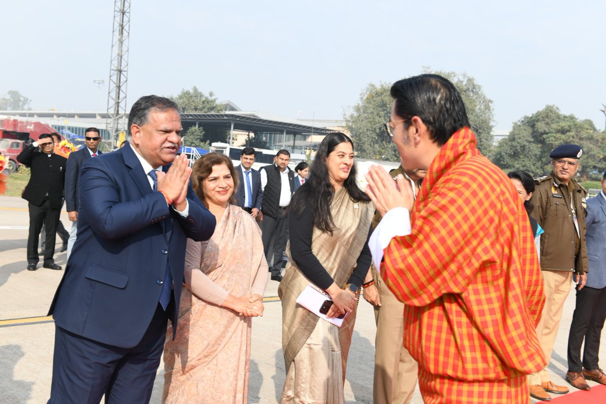 Manoj Kumar Singh, IAS (Retd.) tweet media