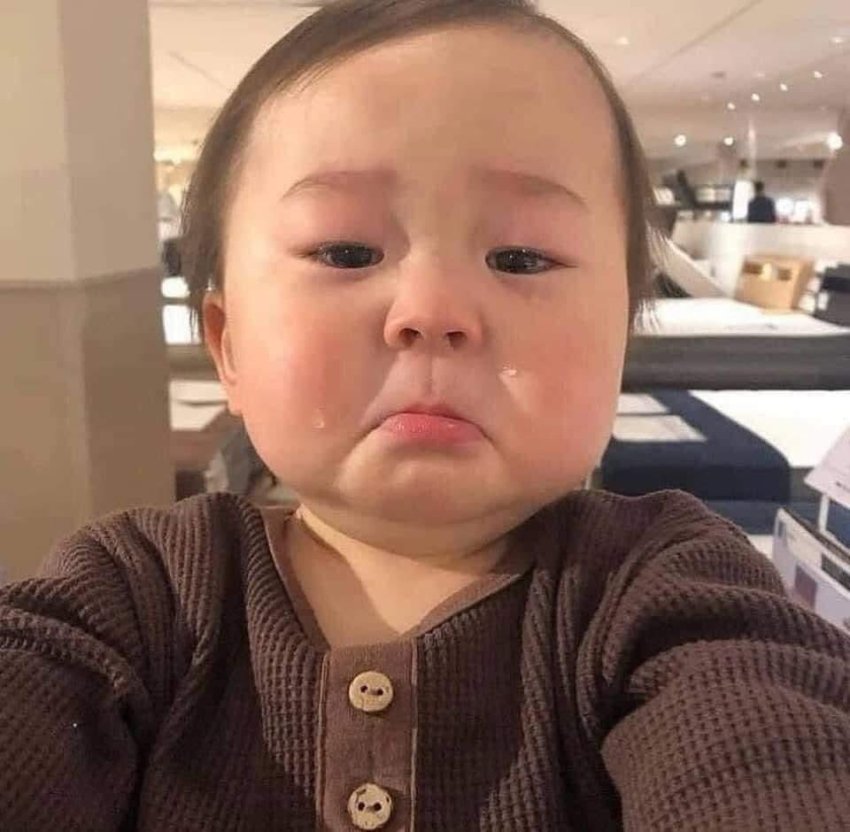 Yo revisando mi cuenta bancaria: