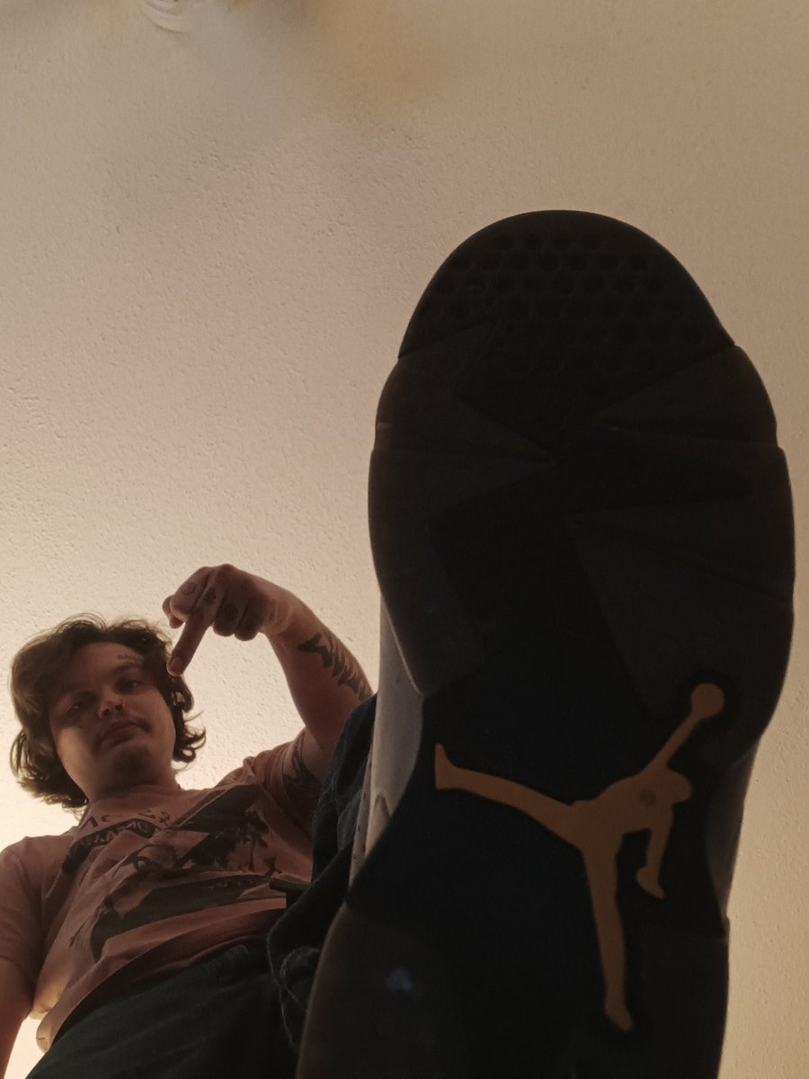 Masterclevi0311's tweet photo. Who's going to submit and get under these Js??? Ready to dominate 
#findom #cashmaster https://t.co/x6csjFdP18