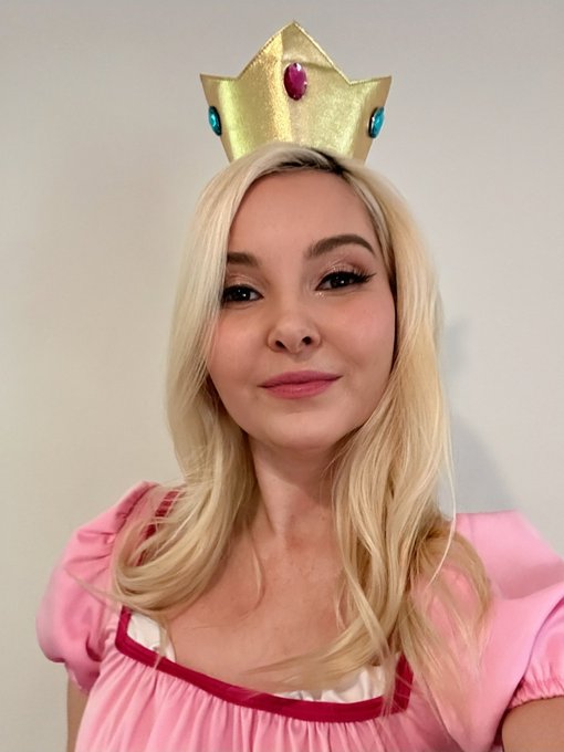 Mario, come find me, I’m in another castle! https://t.co/YvgO5QV1w3 https://t.co/bXvRk9j3F3