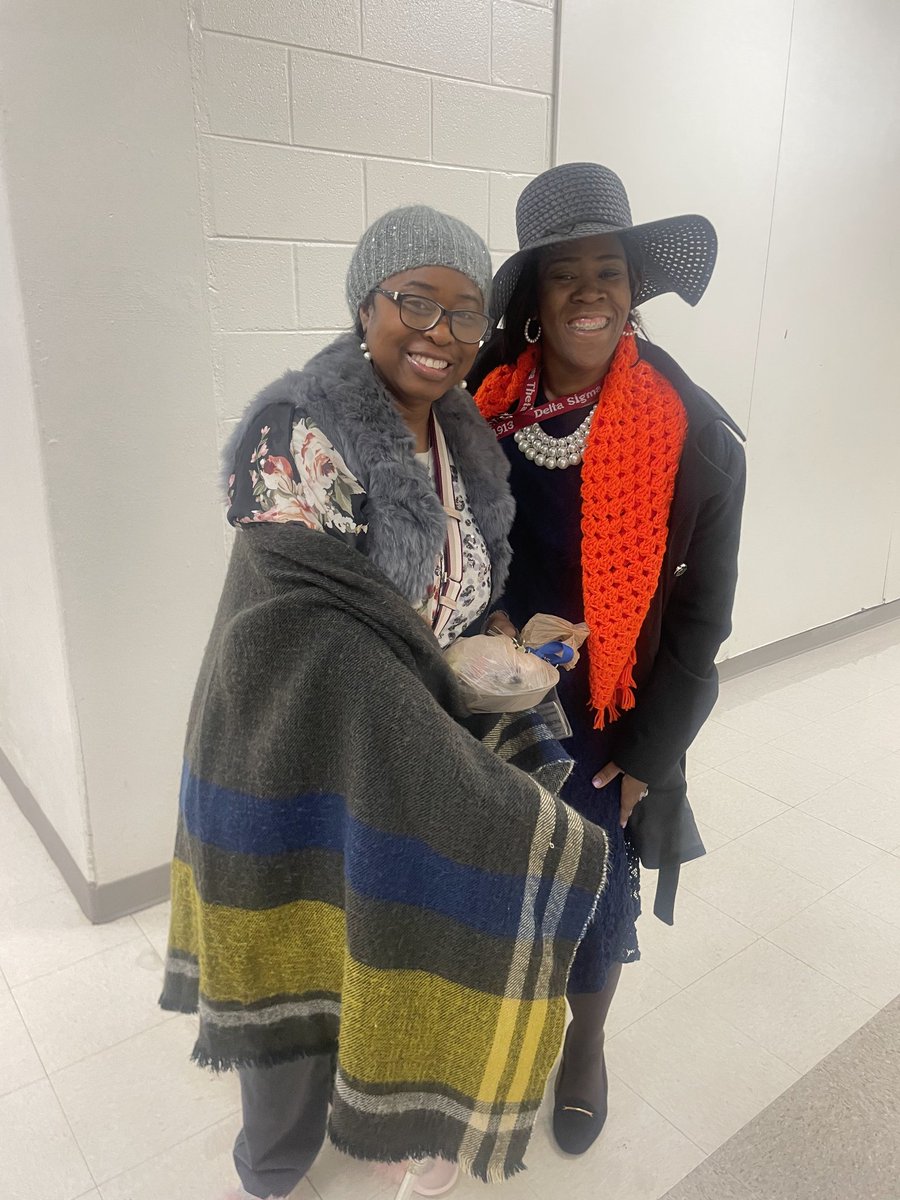 Tiffany Momon (@casprincitmomon) on Twitter photo The 1st 100 days with <a href="/APKingCascadeES/">Remika Smith-King</a> have been Great and it shows <a href="/APSCascadeES/">Cascade Elementary</a> The 1st 100 days with <a href="/APKingCascadeES/">Remika Smith-King</a> have been Great and it shows <a href="/APSCascadeES/">Cascade Elementary</a>