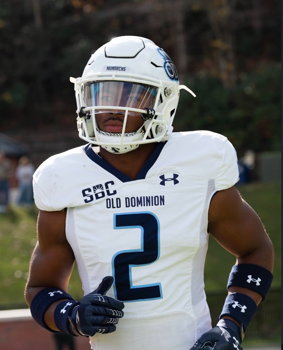I’m Extremely Blessed to be Offered by Old Dominion University 👑!! <a href="/CoachKevinSmith/">Kevin Smith</a> @Chillbelton <a href="/RickyRahne/">Ricky Rahne</a> <a href="/RyanSnyderOn3/">Ryan Snyder</a> <a href="/SWiltfong_/">Steve Wiltfong</a> @RivalsRichie @RivalsFriedman <a href="/MohrRecruiting/">Brian Mohr</a> <a href="/TheUCReport/">Billy Tucker</a> <a href="/ChadSimmons_/">ChadSimmons</a> <a href="/adamgorney/">Adam Gorney</a> <a href="/BrianDohn247/">BrianDohn247</a> <a href="/EdOBrienCFB/">EdOBrienCFB</a>