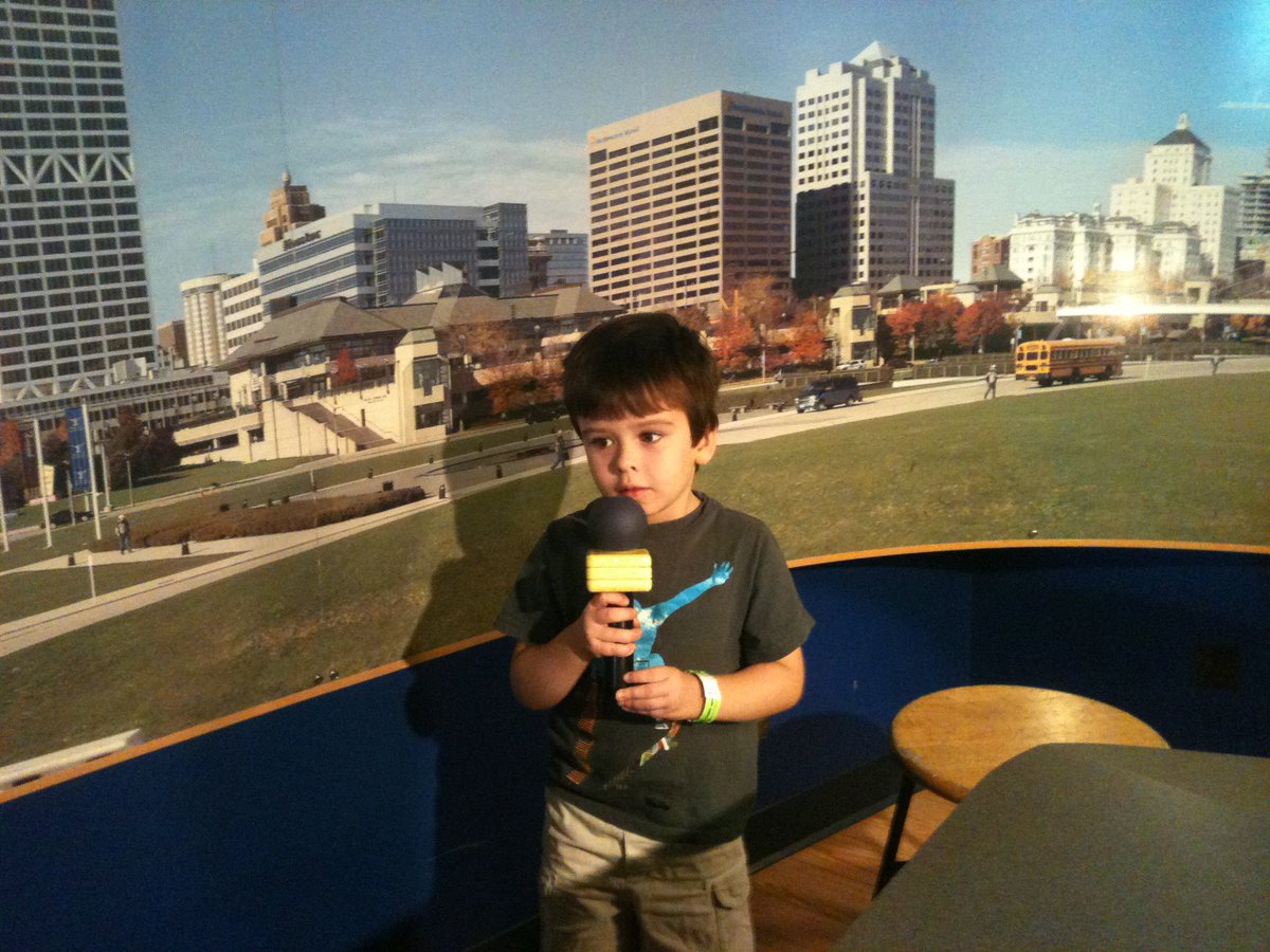 pixelsandtape tweet media