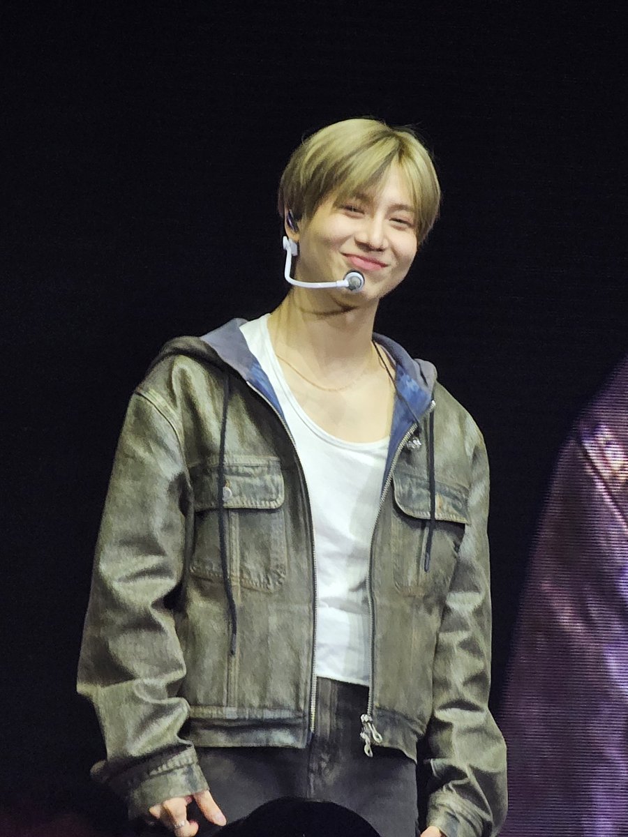 Jessica_1294's tweet photo. Baby 🐣✨✨✨

#태민
#Ephemeral_Gaze_in_Mexico
#TAEMIN_WORLD_TOUR https://t.co/FPVxv61Aoz