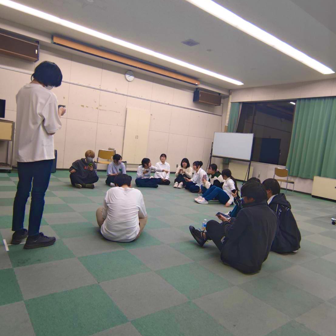 CAST_stage_t's tweet photo. 『CAST2024』12回目の稽古を行いました🙌
少しずつ物語の登場人物が増え、メンバーたちもワクワクしていたように感じました!
誰がどんな役を演じるのか楽しみです😊
#CAST2024
#演劇 https://t.co/XURKwpDAaH