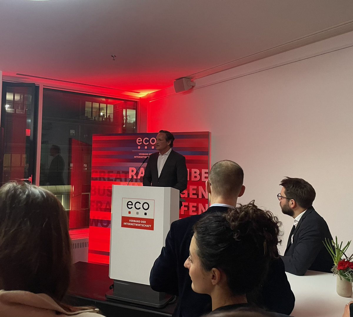 Pflicht-Termin im Januar: Der Neujahrsempfang des <a href="/eco_de/">eco e.V.</a>, in diesem Jahr mit der Bundesbeauftragten für den Datenschutz und die Informationsfreiheit, Louisa Specht-Riemenschneider. Vielen Dank für den spannenden Impuls und viele gute Gespräche! #digitalpolitik #datenschutz #eco