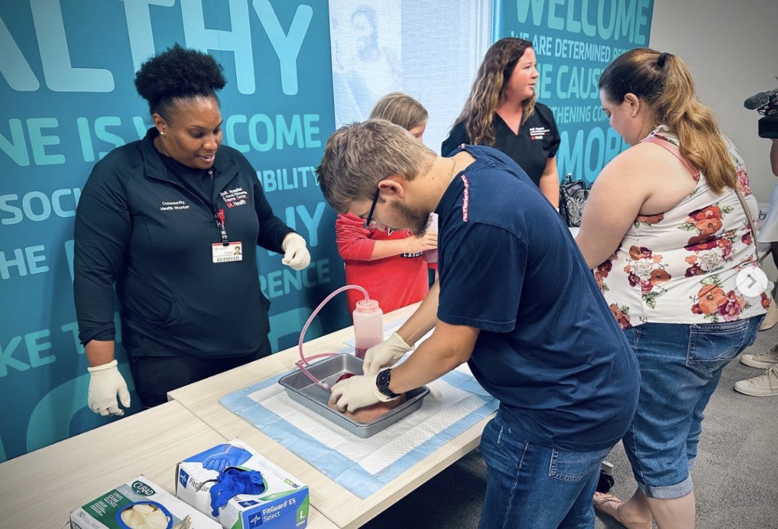 STOP THE BLEED® (@stopthebleed) on Twitter photo It can take only 3-5 minutes to bleed out, and #firstresponders arrive on the scene an average of 7-10 minutes after an accident. #STOPTHEBLEED skills are essential to filling this gap. Thanks to <a href="/UofLHealth/">UofL Health</a> for showing us how it’s done! 💪🩸 Get #stopthebleedtrained today! It can take only 3-5 minutes to bleed out, and #firstresponders arrive on the scene an average of 7-10 minutes after an accident. #STOPTHEBLEED skills are essential to filling this gap. Thanks to <a href="/UofLHealth/">UofL Health</a> for showing us how it’s done! 💪🩸 Get #stopthebleedtrained today!