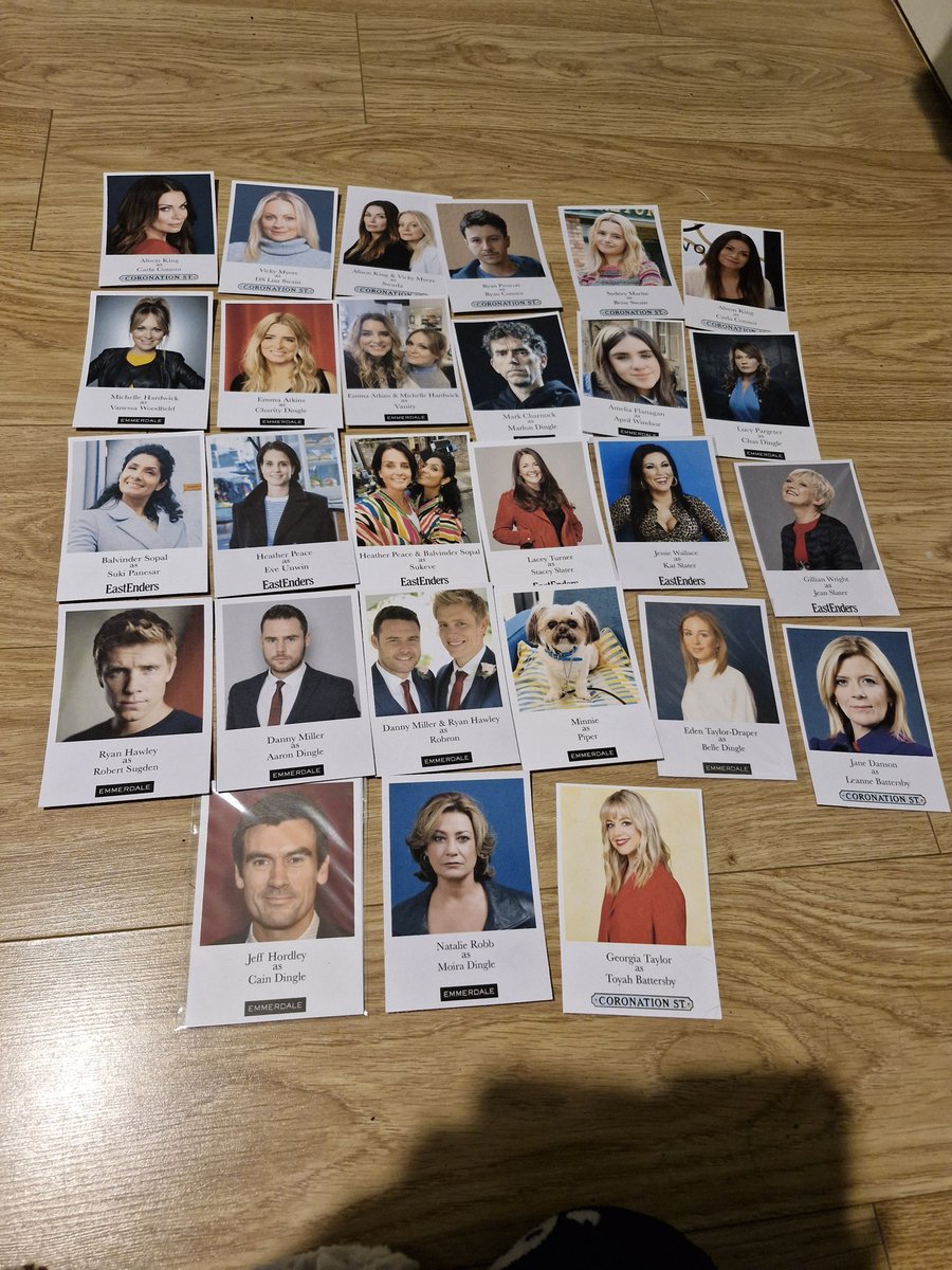 Soapobsessive's tweet photo. Can you tell I'm a slight soap fan!!! #soapcards #castcards #soapfan
These are amazing. Finally getting mounts for them all this weekend!!! @showcastcards https://t.co/LWxvAfLydm