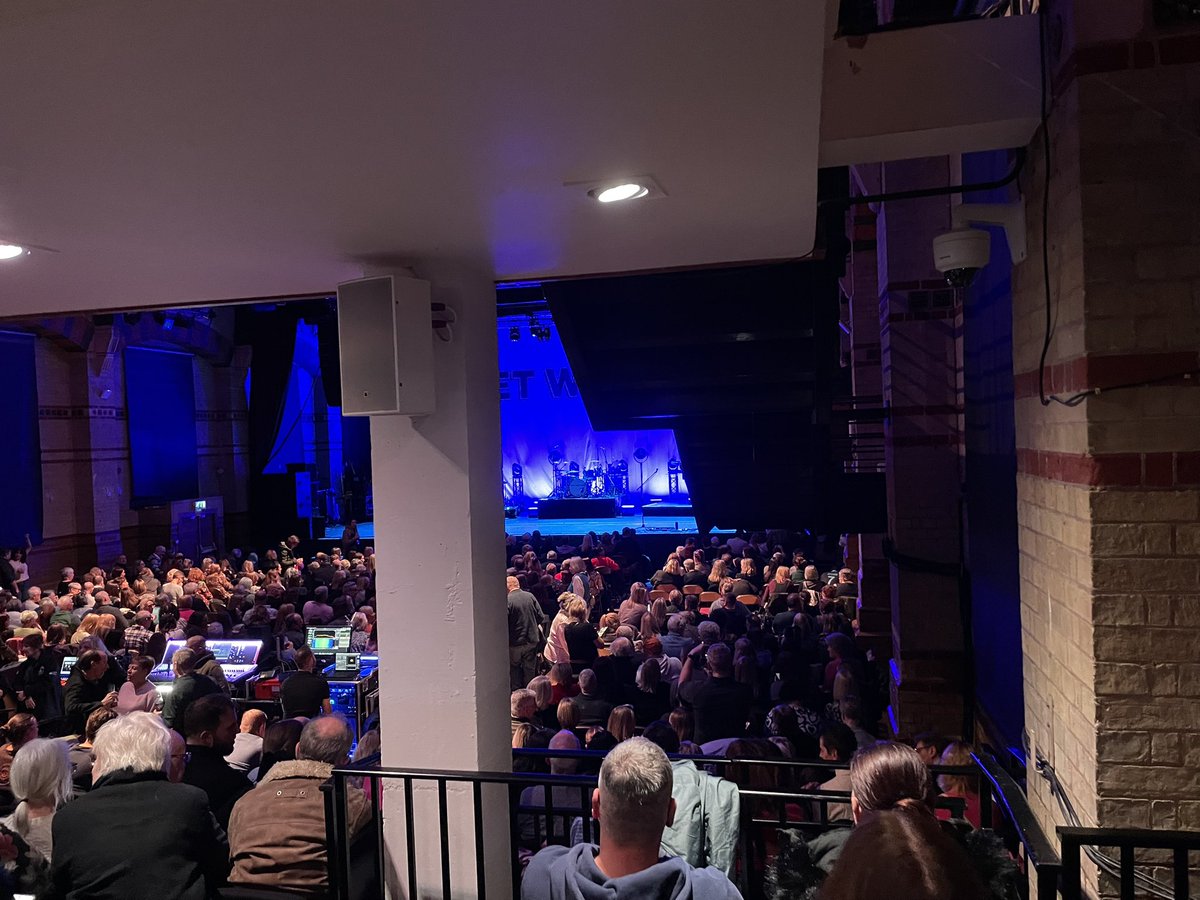 chrisr63's tweet photo. Hey @TicketmasterUK no mention of restricted view when I bought the tickets for Wet Wet Wet at Cambridge Corn Exchange this evening? Paid full price https://t.co/gUwKpnO5wq