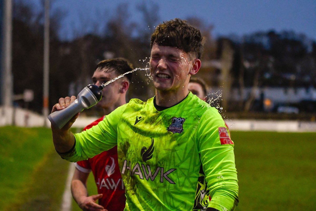 Back on the 3 point train and another clean sheet. 🚂 

The full gallery from <a href="/ManorFarmFC/">Bristol Manor Farm</a> victory over <a href="/WillandRovers/">Willand Rovers FC</a> can be found on the below link ⬇️ 

alexbarnhamphotography.pixieset.com/bristolmanorfa…