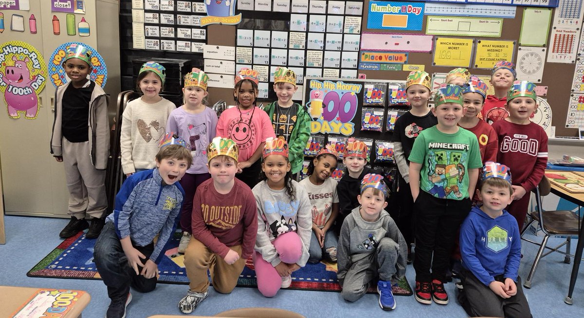 WestMifflinArea's tweet photo. There aren't too many days more fun than the 100th day of school!! @WMClaraBarton and @HomevilleEleme1 students celebrated the milestone day with numerous activities and events! (More photos will be posted on #WMASD FB and IG). @HomevilleHeroes @PADeptofEd @GreatPASchools https://t.co/6cXt7WEseu