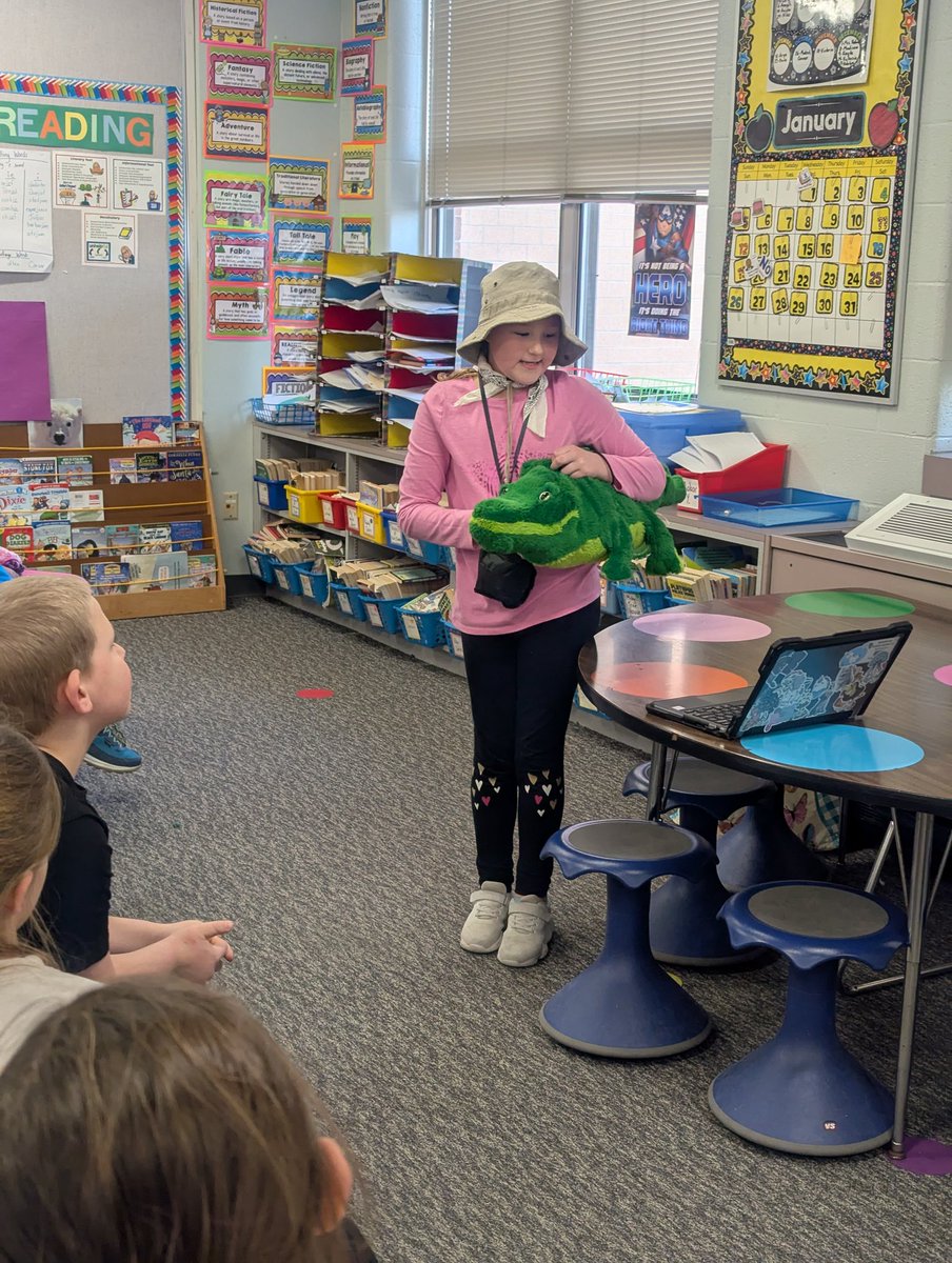 Mrs. Holm tweet media