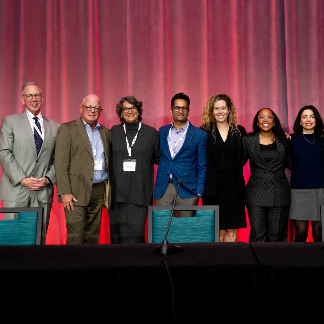 ASTS (@astschimera) on Twitter photo 🎉Congratulations to Daniela Ladner, MD, MPH, for receiving the ASTS Pipeline Award! Thank you for your dedication to mentoring medical students and residents, and for cultivating a strong pipeline of future transplant surgeons!
Read her full bio: bit.ly/3CmWFra 🎉Congratulations to Daniela Ladner, MD, MPH, for receiving the ASTS Pipeline Award! Thank you for your dedication to mentoring medical students and residents, and for cultivating a strong pipeline of future transplant surgeons!
Read her full bio: bit.ly/3CmWFra