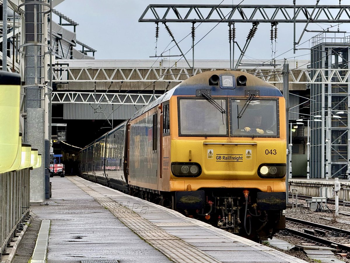 HiPa125's tweet image. GBRf #Class92 92043 ‘Andy Withers’ - London Euston #WCML